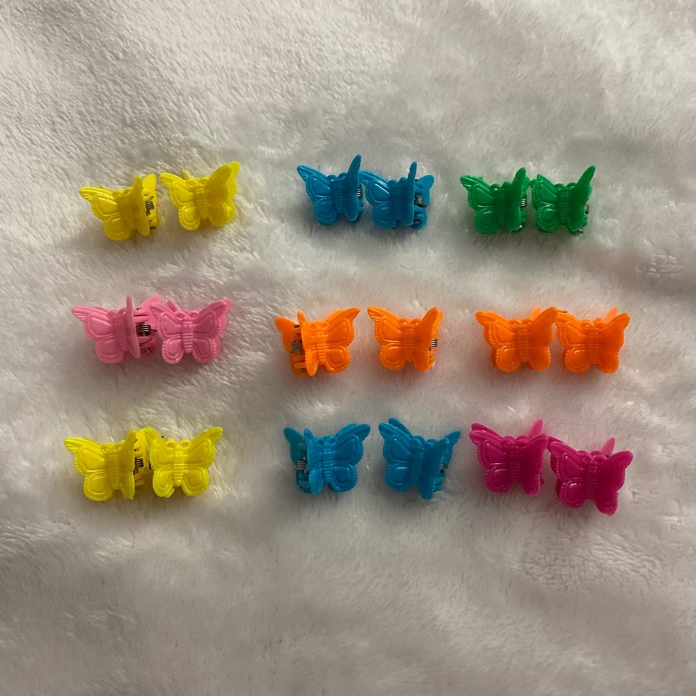 Butterfly clips 🦋